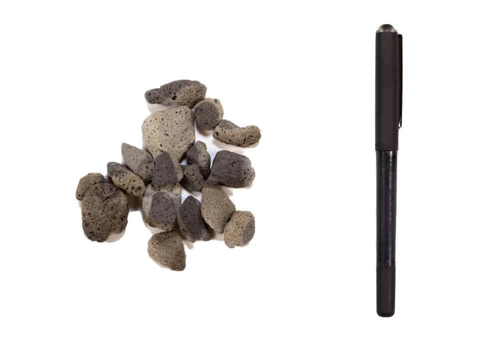 Kane River Rocks - Showing scale of stones next to a pen